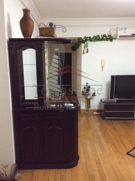 shanghai apartment in quiet area of city Pleasant 3br apartment in quiet neighbourhood