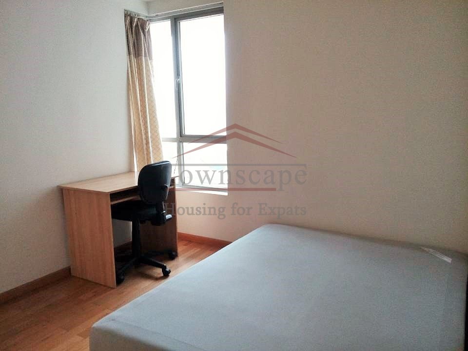 shanghai expat friendly apartment Spacious 2 br apartment near Downtown area