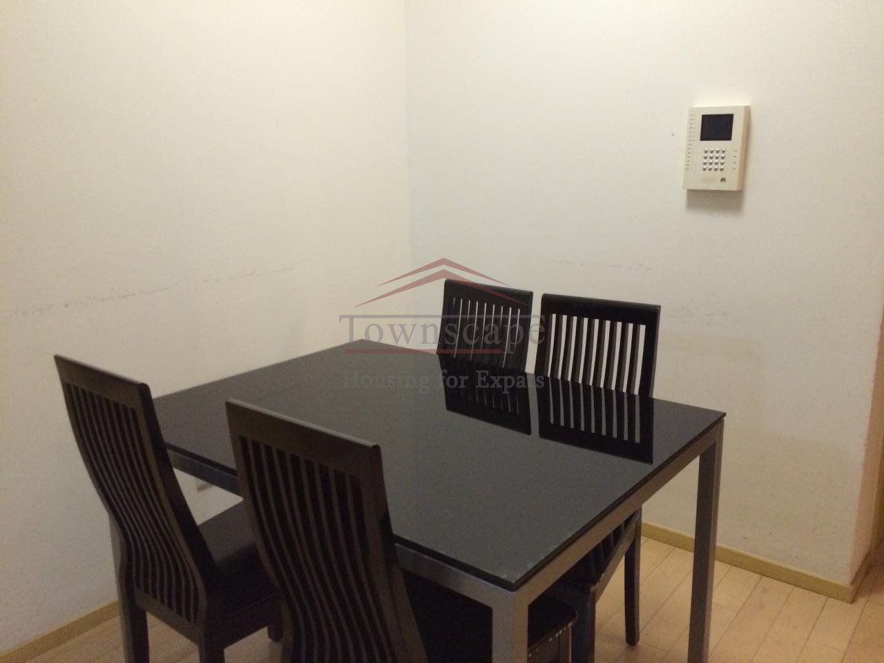 shanghai apartment to rent for expats Cosy 2 br apartment located in Shanghai Financial district