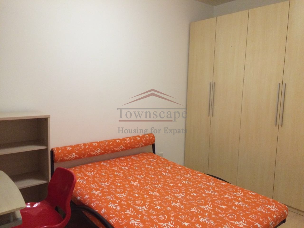 shanghai apartment near Line 2 Cosy 2 br apartment located in Shanghai Financial district