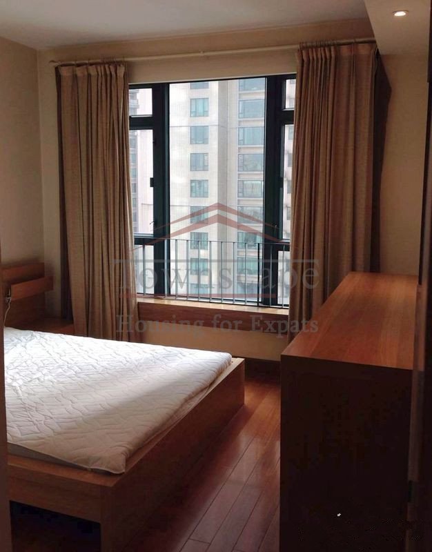 shanghai oriental manhattan Cosy 2 BR apartment near Metro line 1/9/11