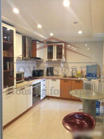 rent apartment shanghai Beautiful 3BR apartment at Xujiahui Line1/9/11