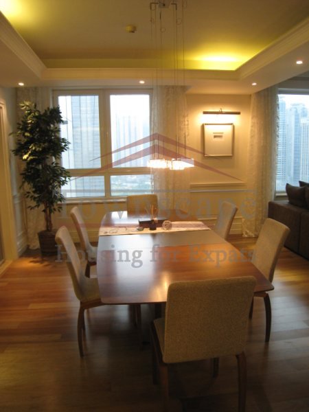 Rent apartment in Shanghai Unbelievalbe 3BR Apartment in Lujiazui Pudong Line 2
