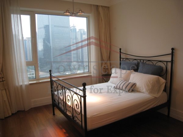 Apartments for rent in Shanghai Unbelievalbe 3BR Apartment in Lujiazui Pudong Line 2