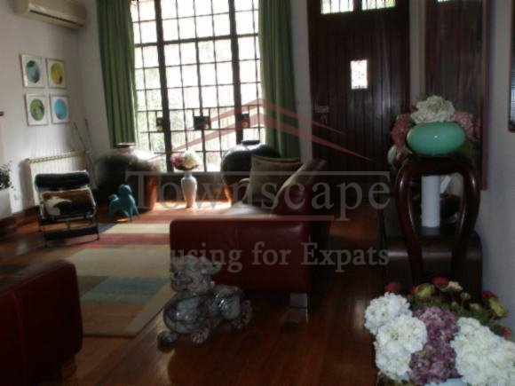 Shanghai rent Apartment Sophisticated Lane House in Jing An area