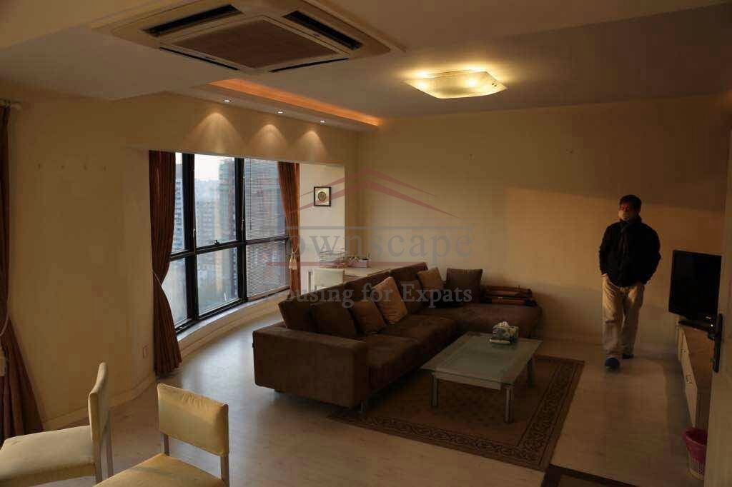 Shanghai Rent Brilliant Value 3 BR apartment Huashan garden