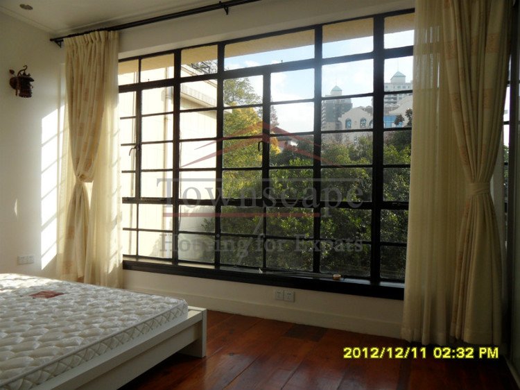 Rent in Shanghai Sophisticated clean 1BR Lane house Line 1/7