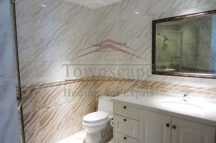 Shanghai rent china Perfect 2BR apartment 2 mins from West Nanjing road line 2