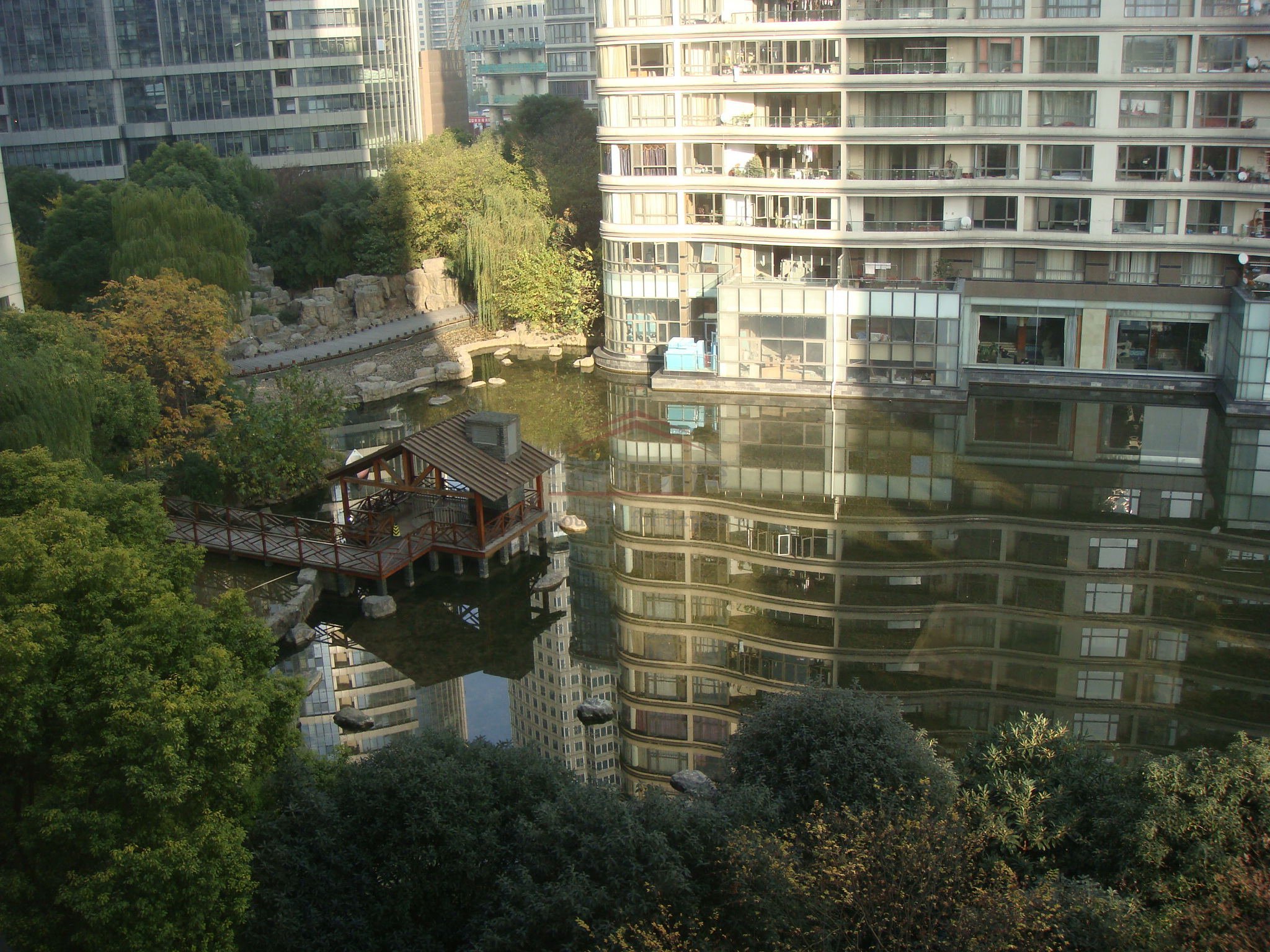 Rent Shanghai Fantastic Central 3BR apartment at Nanjing road