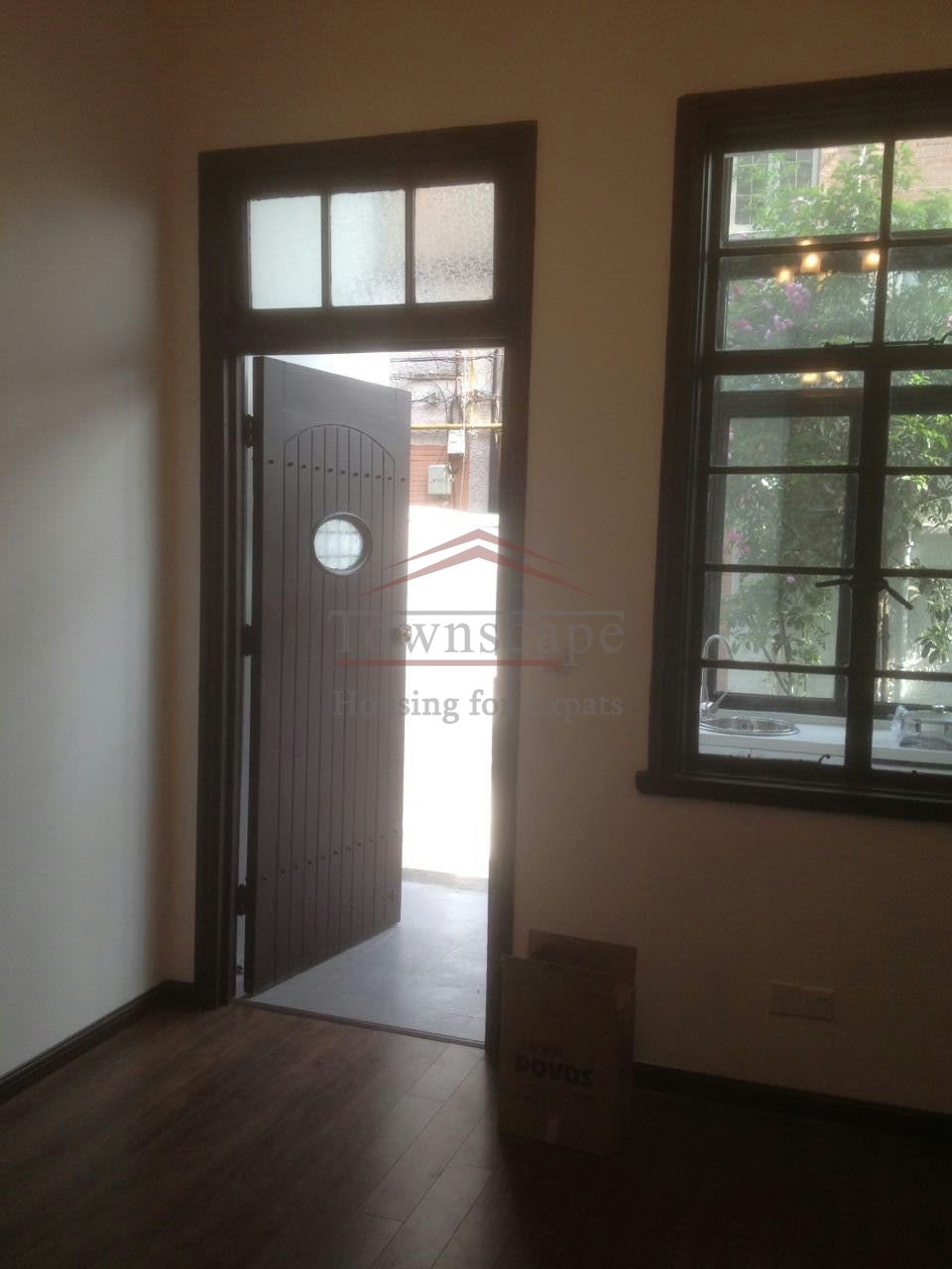 Expat Housing Shanghai Beautiful 1 BR in former colonial area line 2 Jing An