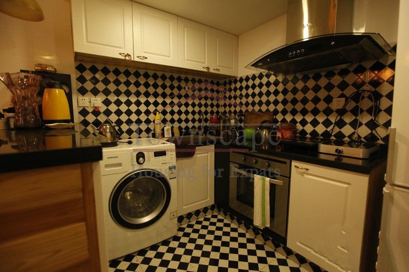 Shanghai rentals Stunning well priced Lane House 2 BR Line 1/10 Central Shanghai