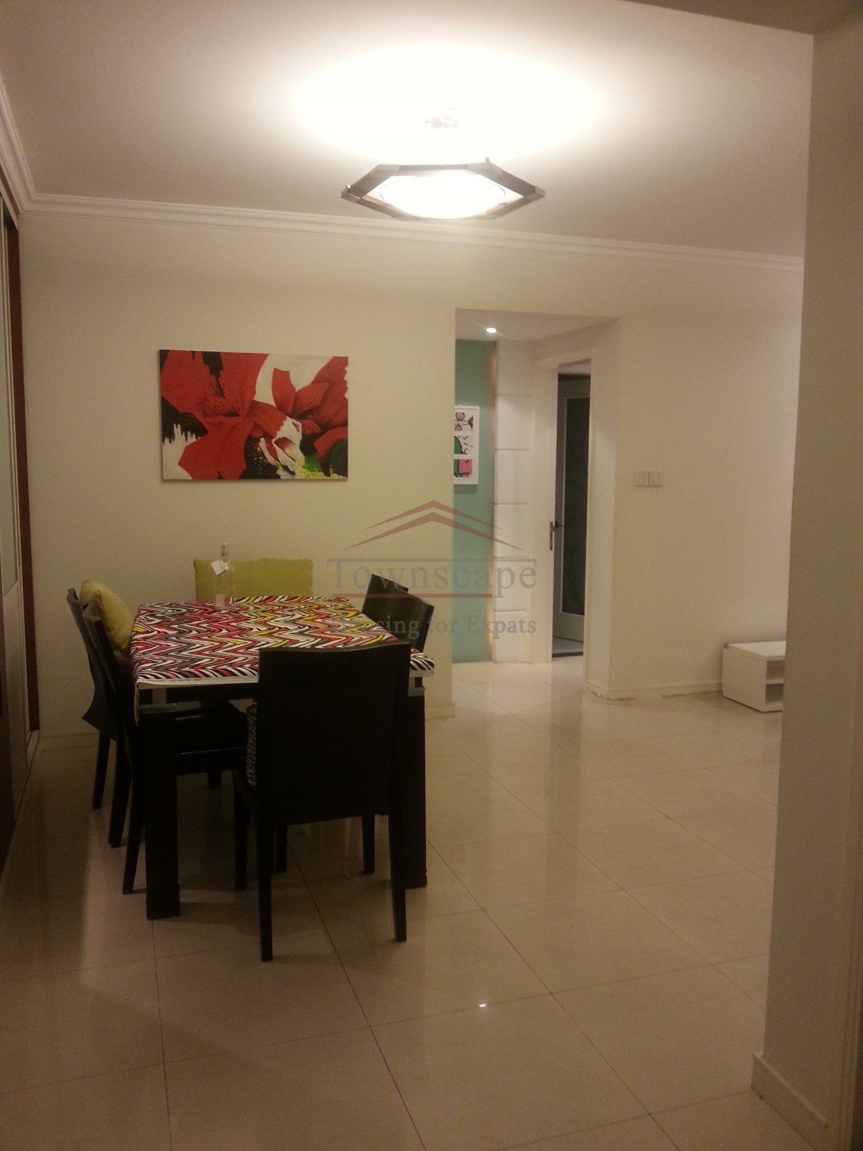 Rent Shanghai Well priced 2-2-1 near xujiahui station line 1/11/9