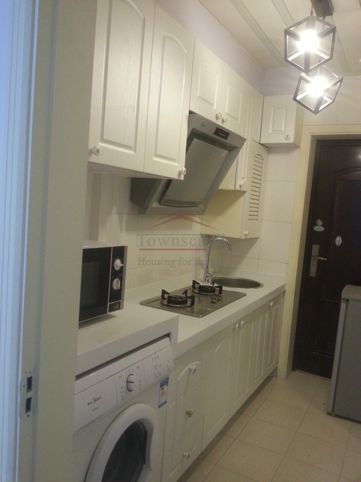 french concession rentals 1 Bedroom Lane House Apartment in great area line 1/10 Shanxi road