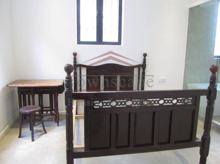 RentShanghai Renovated 2 BR Lane House Central Shanghai Shanxi road line 1/10