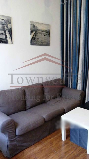 Rent apartment in Shanghai Chic 1 Br Lane House apartment on Yongjia rd. Line 1/9