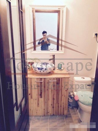 Shanghai expat housing Clean & stylish 1Br Lane house on Yongjia road line 1 Hengshan