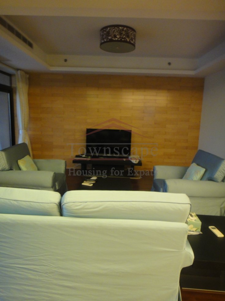 expat apartment shanghai Fantastic 4 bedroom Apartment beside Laoximen station line 8/10