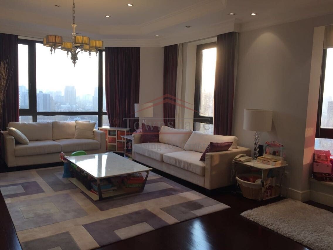 Shanghai rentals Luxury 3 BR Apartment in Central Shanghai Xintiandi