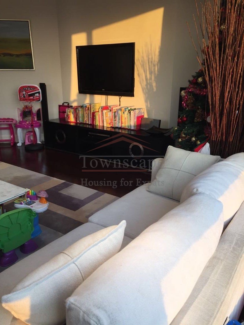 Shanghai living Luxury 3 BR Apartment in Central Shanghai Xintiandi