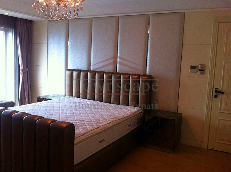 Rent in Shanghai Wonderful 3 BR Shimao Riviera apartment Pudong