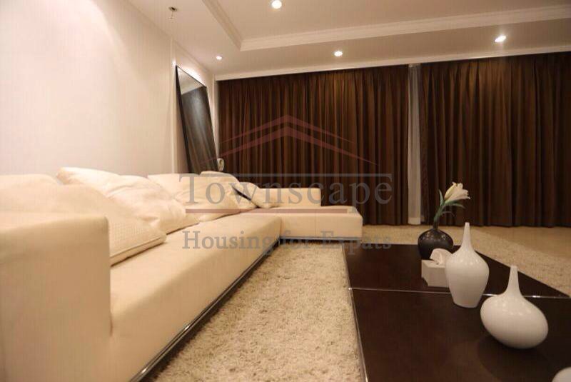 rent an apartment in Shanghai Amazing 4 Bedroom Apt. w/ study room Central Shanghai L1