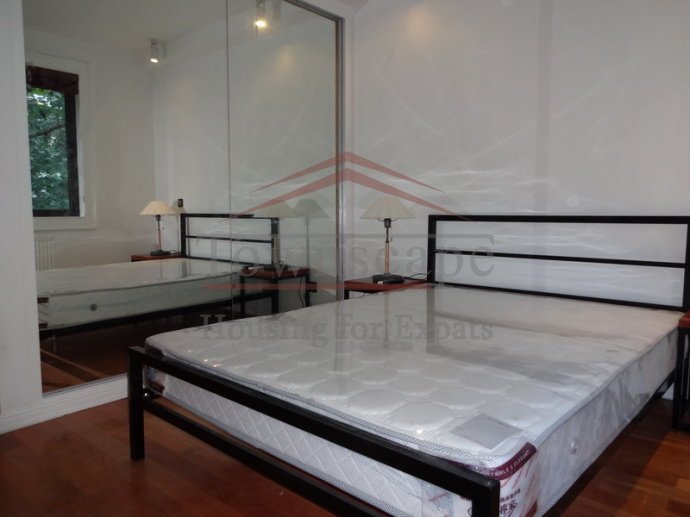 Shanghai expat rentals 2 Bedroom Lane Apartment Central Shanghai Line 1/10 Shanxi rd