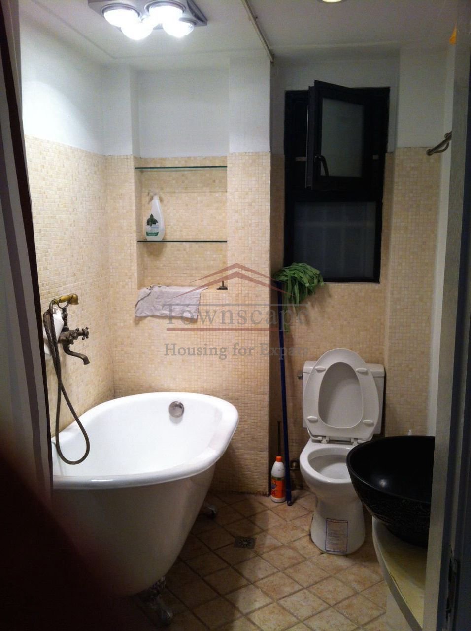 Shanghai apartment for rent Stylish 1 BR Lane house in Former Colonial Shanghai L1/7/9