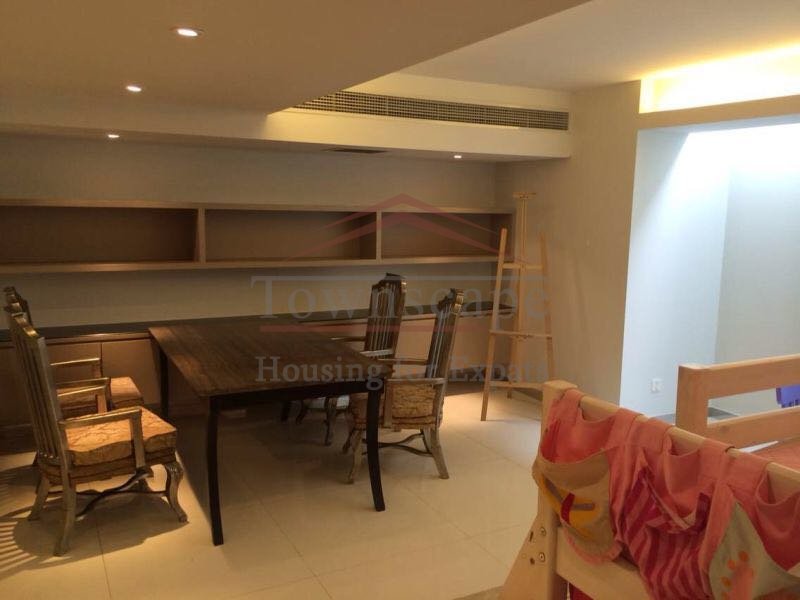 Shanghai rentals Fantastic 6 bedroom Villa in International school area