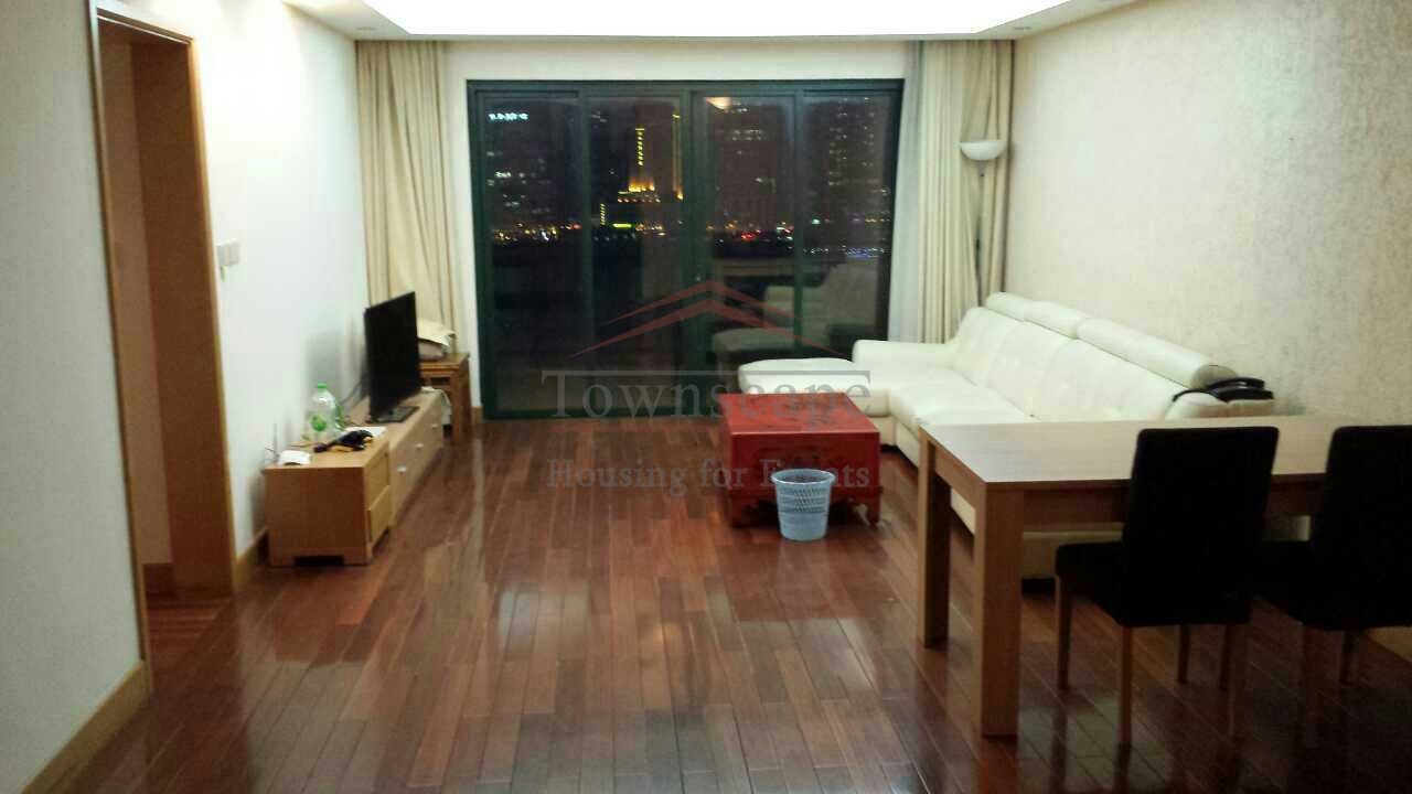 Expat rentals Shanghai Fantastic Pudong CBD 3 BR apartment Line 2