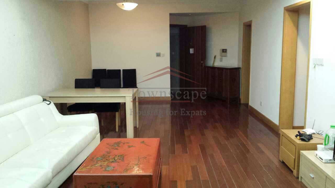 expat Housing Shanghai Fantastic Pudong CBD 3 BR apartment Line 2