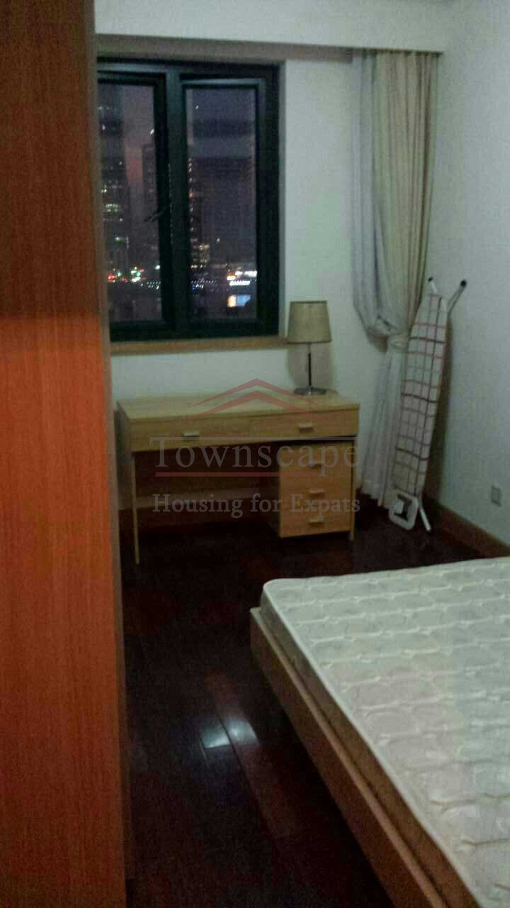 Shanghai apartment for rent Fantastic Pudong CBD 3 BR apartment Line 2