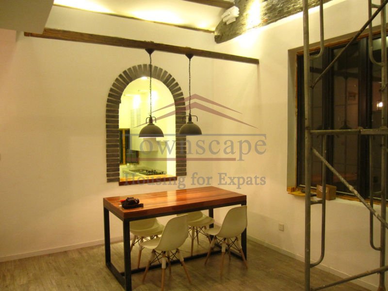 Shanghai expat housing Beautiful 2 Bedroom Lane renovation Jing An L2/7