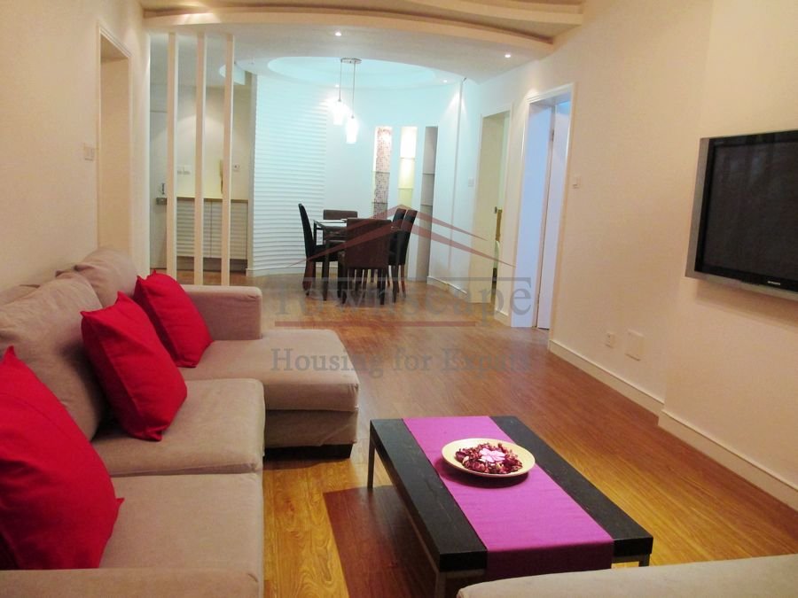 Expat Housing Shanghai Clean Modern 3 bedroom apartment Central Shanghai just off Nanjing rd