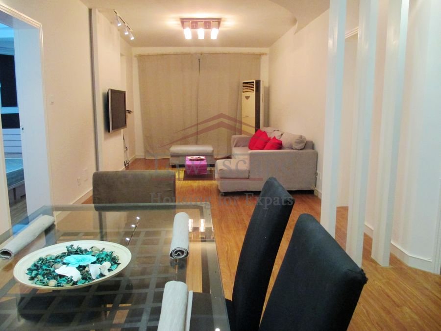 Shanghai apartment for rent Clean Modern 3 bedroom apartment Central Shanghai just off Nanjing rd