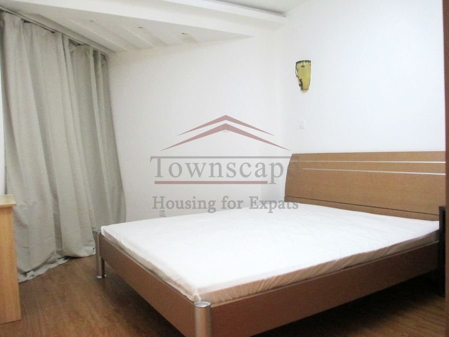 House for rent in Shanghai Clean Modern 3 bedroom apartment Central Shanghai just off Nanjing rd