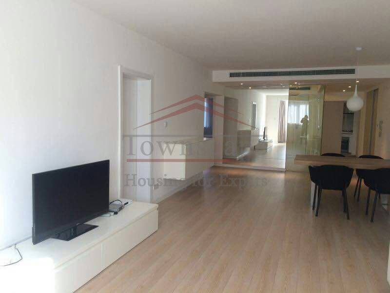 Rent Shanghai 3 Bedroom Apartment line 10 w/ floor heating Gubei area International schools