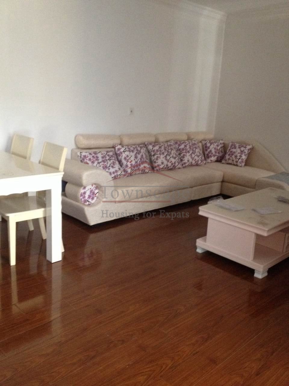 shanghai apartments for rent expat Excellent Value 2 Bedroom apartment at Nanpu bridge station L4