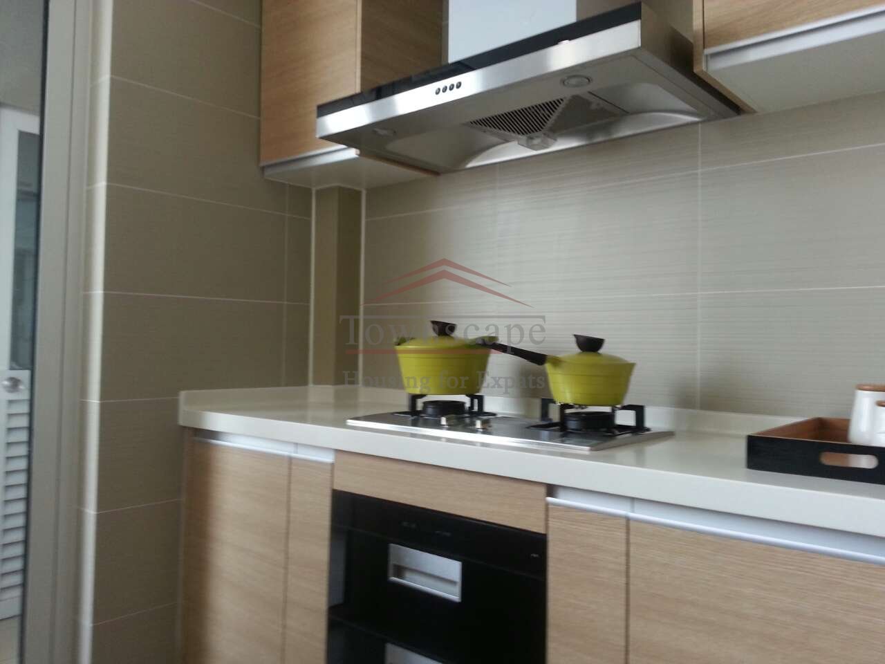 expat housing shanghai Beautiful new 2 BR in Gubei area new international schools