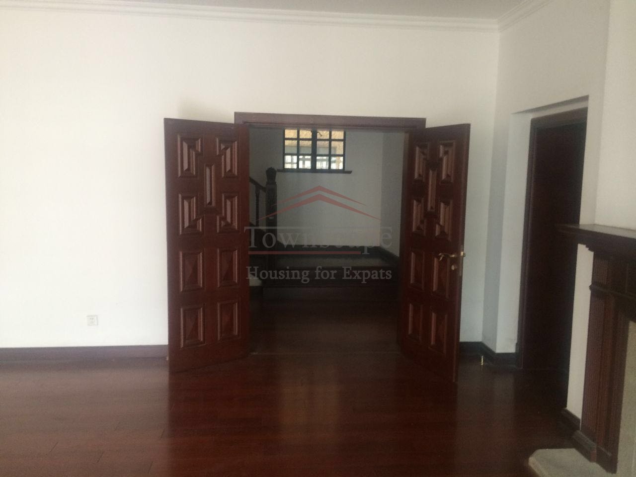 Mansion Shanghai Huge 1000sqm Mansion for rent French Concession Line 10/11