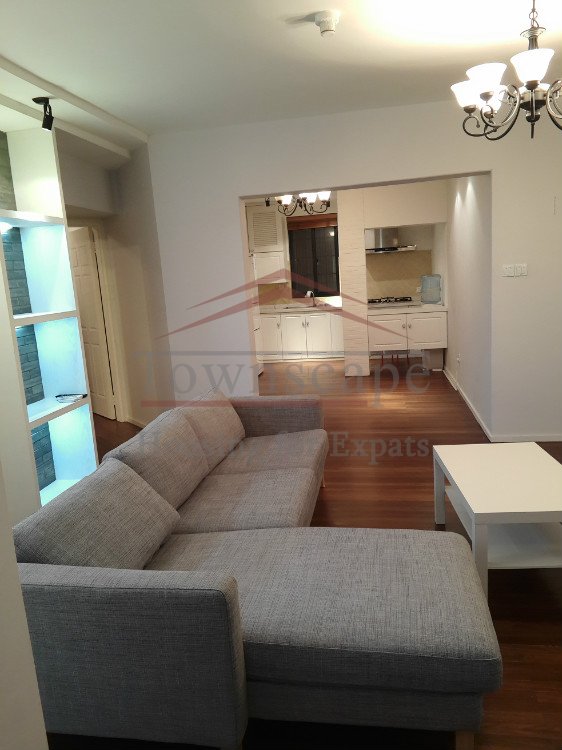 Rent in Shanghai Gorgeous 4 BR apartment in Former colonial area L10&11 Jiaotong