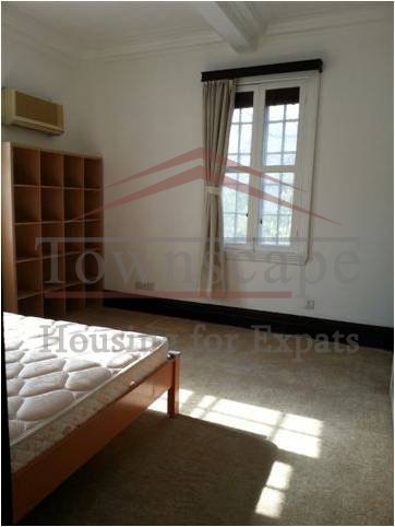 Rent an apartment in Shanghai Great 1 Bed Lane house Line 1 Hengshan rd