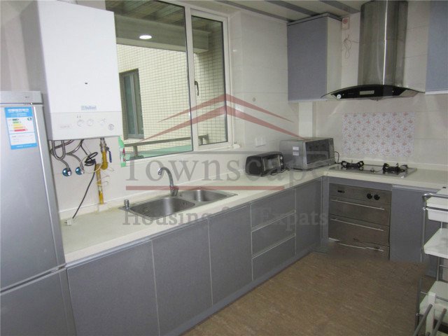 rent in Shanghai Excellent 2 BR apartment West Nanjing rd L2 Central Shanghai 2-2-2