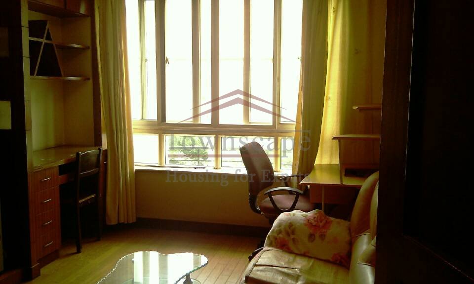 Shanghai apartment for rent Very well priced 2 bed apartment in Jing an area L1&2