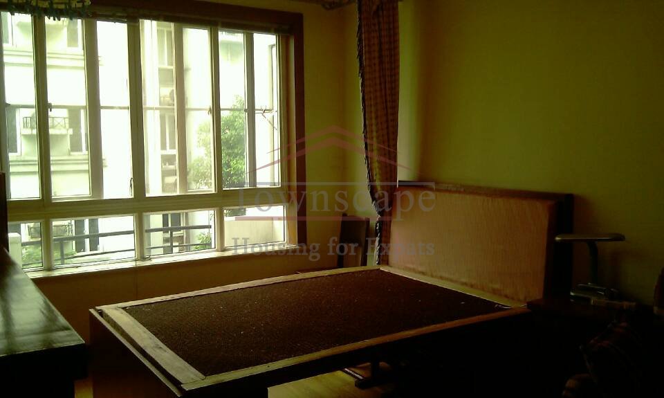 house rent in Shanghai Very well priced 2 bed apartment in Jing an area L1&2