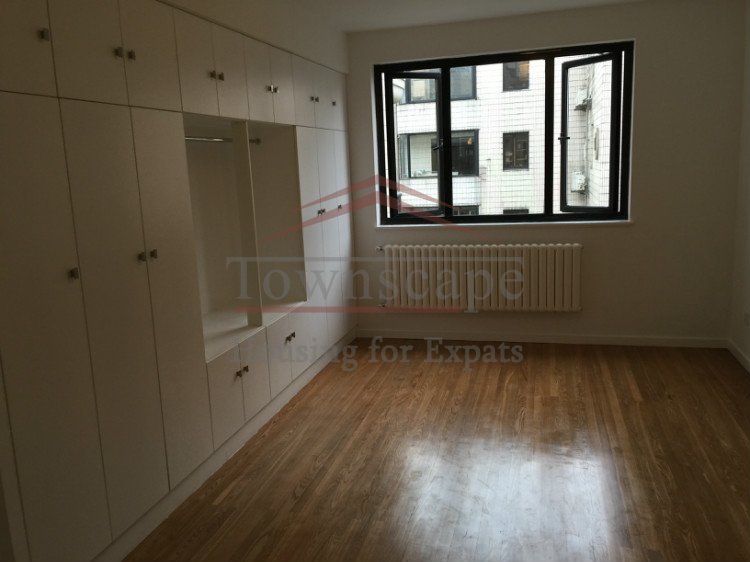 Shanghai apartment for rent Beautiful 3 Bed apartment in colonial area beside Shanghai Library L10