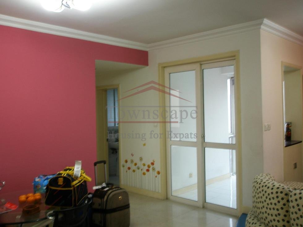 Rent House Great value 3 BR apartment for rent in Zhongshan park area L2/4/3