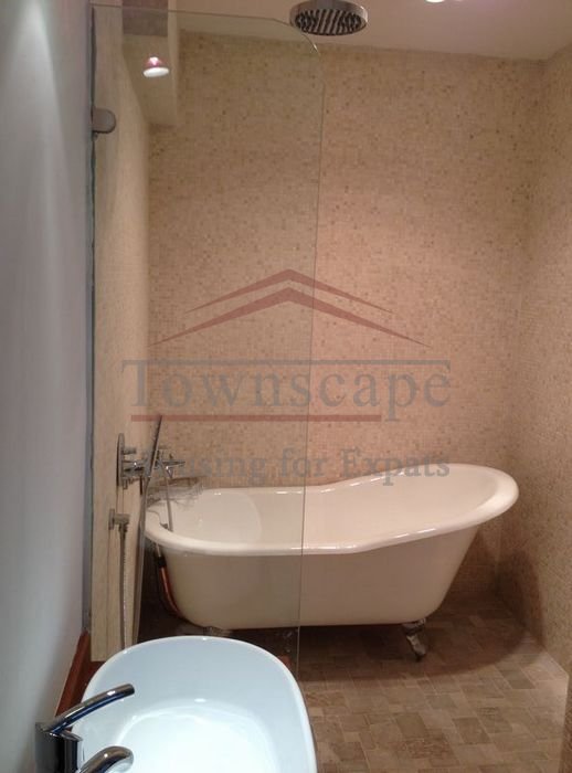 apartment rental in Shanghai Brilliant 3 BR Lane house w/ Wall heating&Garden L10&11