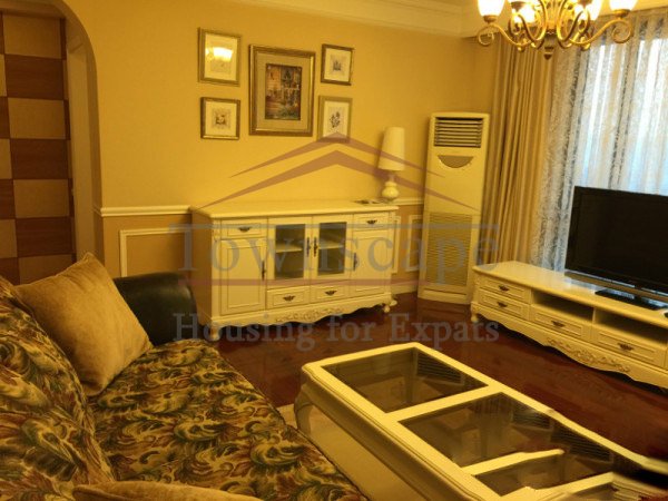 rent in Shanghai Brilliant 3 BR apartment in LaDoll city near West Nanjing rd L2