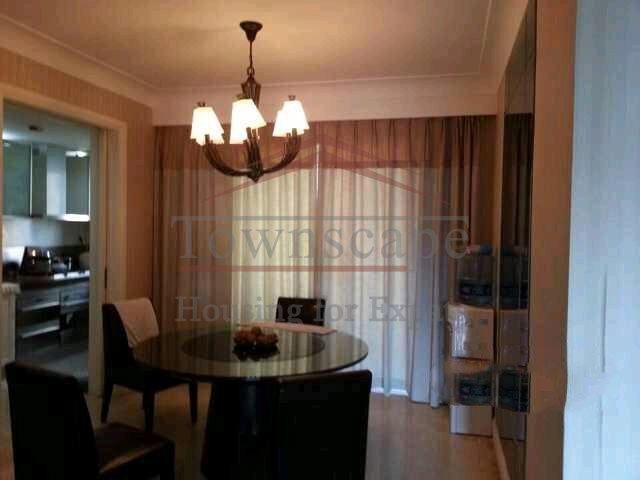 Apartment for rent in Shanghai Excellent 3 BR Apartment in Jing An area Line 1/2/7