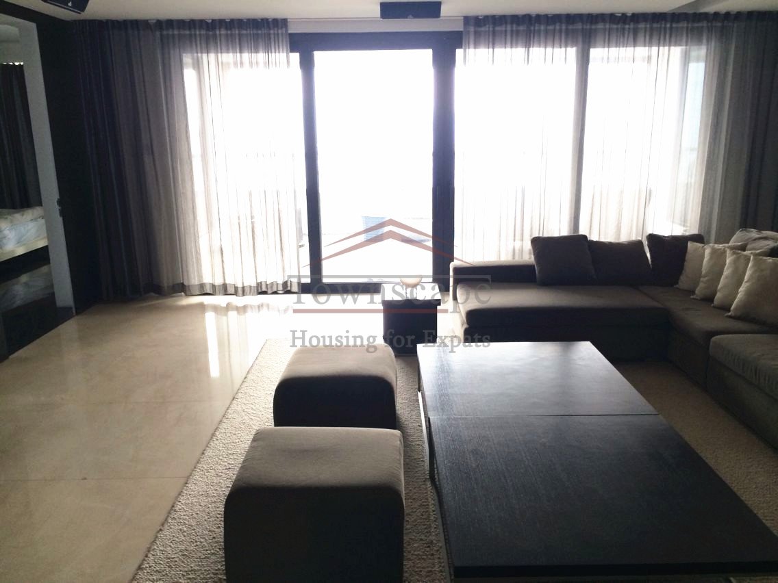 renting in shanghai Huge Luxury apartment West Nanjing Road 500SQM